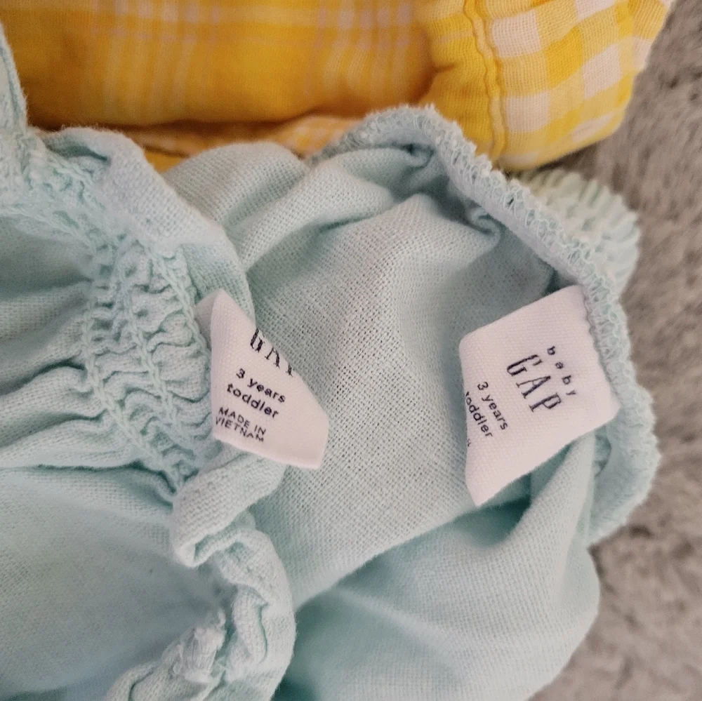 Toddler Girl Gingham And Cotton Summer Set Bundle - Picture 5 of 7